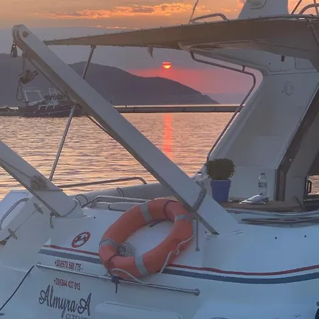 Yacht Almyra A Limenas (Thasos)