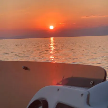 Yacht Almyra A * Limenas (Thasos)
